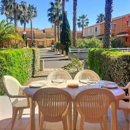 Hébergement de vacances Pavillon Pour 4 Personnes Dans Avec Piscine Valras-Plage